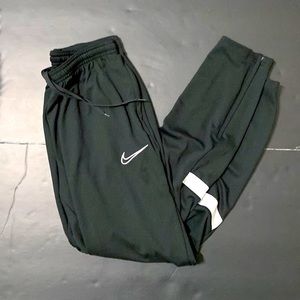 Mens Nike Dri-Fit Joggers/Track pants